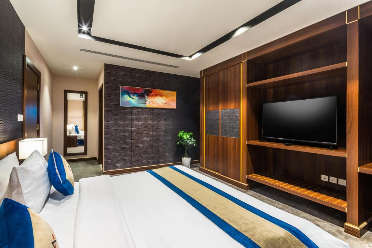 Al Malqa Elite Hotel リヤード エクステリア 写真