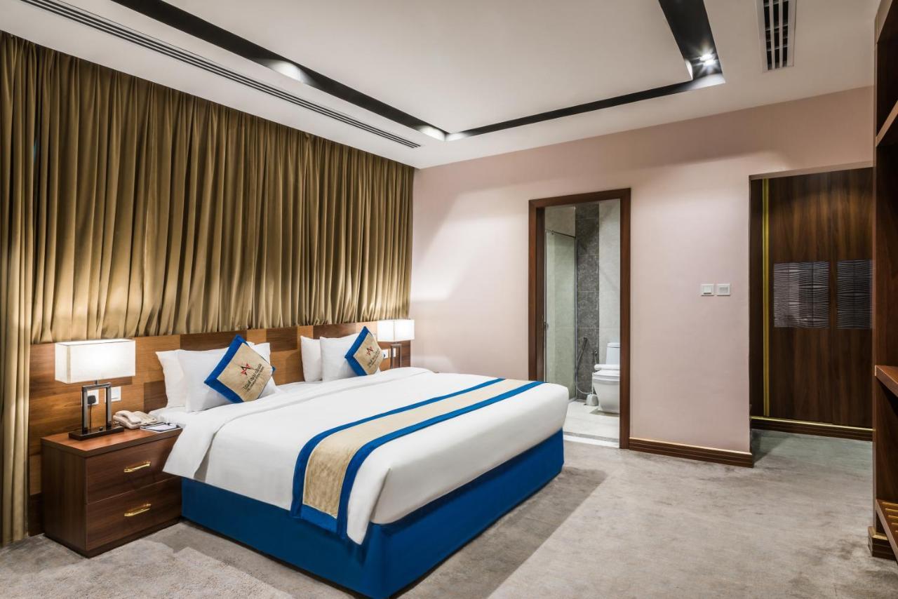 Al Malqa Elite Hotel リヤード エクステリア 写真