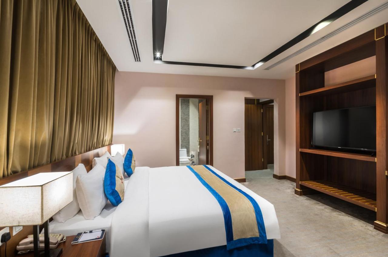 Al Malqa Elite Hotel リヤード エクステリア 写真