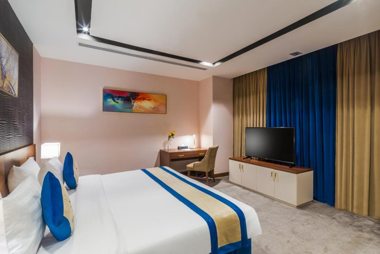 Al Malqa Elite Hotel リヤード エクステリア 写真