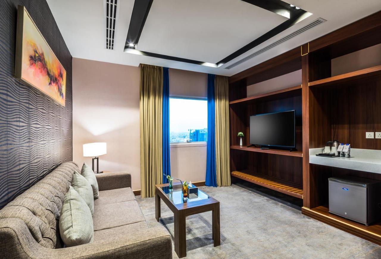 Al Malqa Elite Hotel リヤード エクステリア 写真